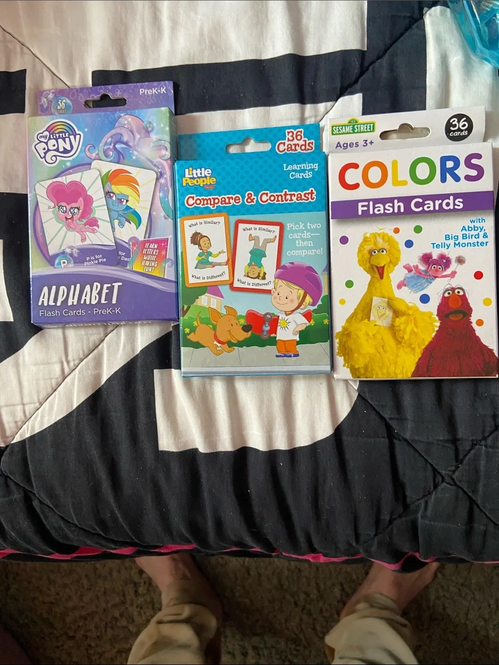 Sesame Street Colors Flash Cards - Yellow, Red, Purple, Green, Blue